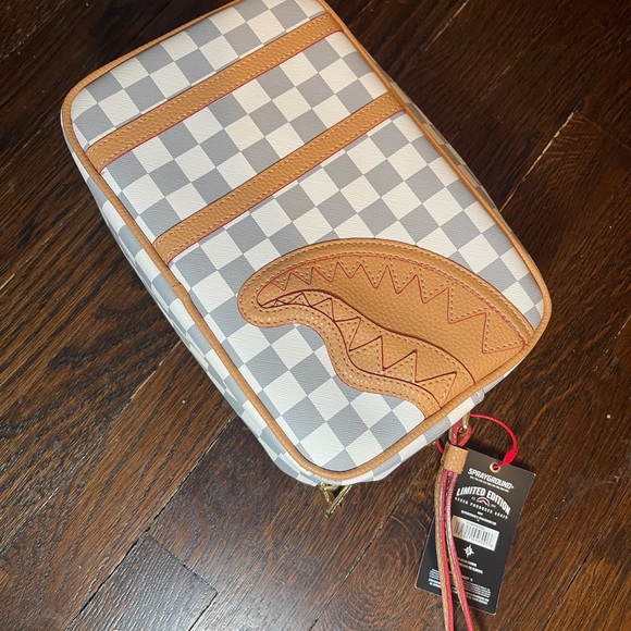 Sprayground Limited Edition Grey and White Checkered Toiletry Bag/Clutch- NWT - Picture 6 of 7